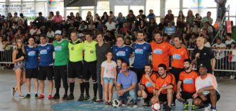 Escobar: Ex futbolistas y artistas jugaron un partidazo a beneficio del hospital Erill