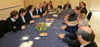 Nicolás Dujovne se reunió con comerciantes y empresarios de San Miguel