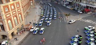 Separan a seis policías acusados de adulterar cuentakilómetros y quedarse con la plata de la nafta