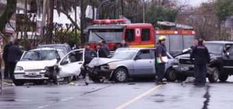 Persecución y choque múltiple en pleno centro de Pilar
