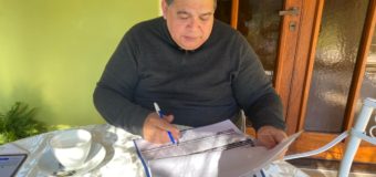 Aislado, el intendente Mario Ishii, invita a los mayores de 30 años a vacunarse