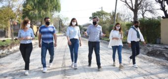 Leo Nardini supervisó una obra de ocho cuadras de pavimento, en el barrio “El Ombú”