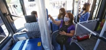 Desde hoy, no habrá límite de ocupación en el transporte público