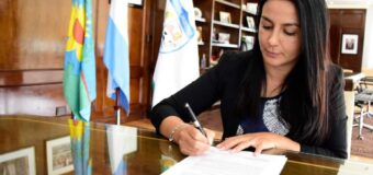 Noe Correa anunció un aumento de 50% para trabajadores municipales