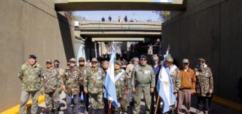 Con un gran desfile, se colocó el nombre “Héroes de Malvinas” al paso bajo nivel de Tribulato