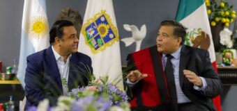 EL INTENDENTE MARIO ISHII RECIBIDO POR EL ALCALDE DE QUERÉTARO (MÉXICO), LUIS BERNARDO NAVA GUERRERO, EN EL FORO CIUDAD DEL APRENDIZAJE LATINOAMÉRICA 2023