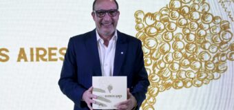 LUIS VIVONA PRESENTÓ SU LIBRO “VINO BUENOS AIRES” EN LA FERIA INTERNACIONAL DEL LIBRO DE BUENOS AIRES