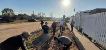 Trabajos de limpieza, paisajismo y emprolijamiento para el Centro de Desarrollo Infantil del Barrio Favaloro