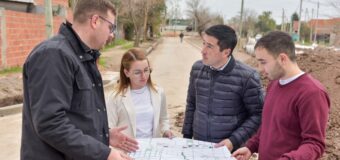 <strong>Leo Nardini supervisó el avance de obras hidráulicas y de pavimento en Tierras Altas</strong>