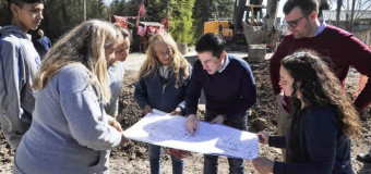 Nardini supervisó el inicio de obras hidráulicas y de pavimento en Grand Bourg