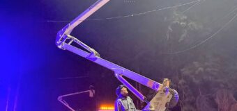 El intendente Ishii supervisó la colocación de nuevas luminarias Led en José C. Paz
