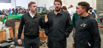 Achával se reunió con trabajadores de una cooperativa que recupera residuos electrónicos