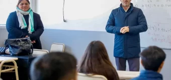 Pilar: Achával acompañó a los alumnos en su regreso a clases