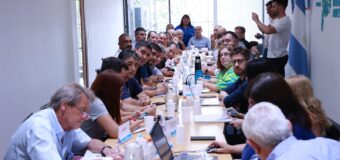 Provincia ofreció un incremento del 8% en dos tramos a los estatales