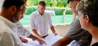 Achával recorrió la construcción de una nueva escuela secundaria