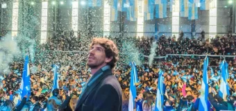 Juan Andreotti tomó la Promesa a la Bandera de alumnos de 58 escuelas de San Fernando