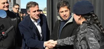 Achával recorrió la base de la Fuerza de Aproximación Barrial junto al gobernador