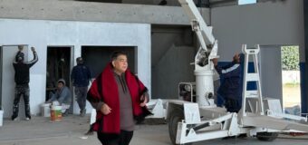 Mario Ishii supervisó el avance de obra del nuevo polideportivo José C Paz