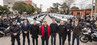 El intendente Mario Ishii refuerza la seguridad en José C. Paz con la entrega de 40 nuevos móviles policiales