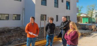 Juan Andreotti recorrió el avance de obra de 92 viviendas reactivadas por el Municipio