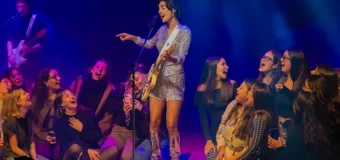 Zoe Gotusso fue ovacionada en el Teatro Otamendi de San Fernando