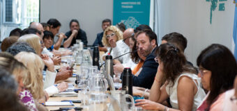 Semana de paritarias: la Provincia recibe a estatales y docentes para discutir aumentos salariales