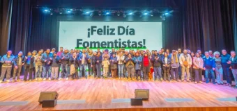 Juan Andreotti homenajeó a clubes y sociedades de fomento de San Fernando en su día